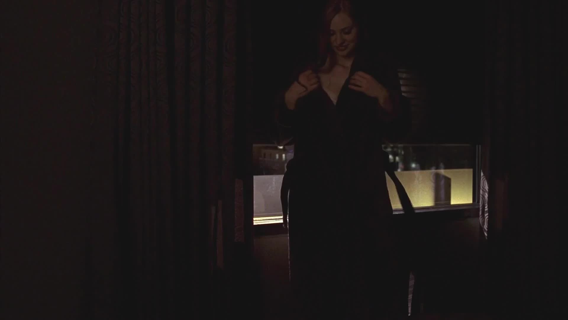 Nude celebs: Deborah Ann Woll - GIF Video | nudecelebgifs.com