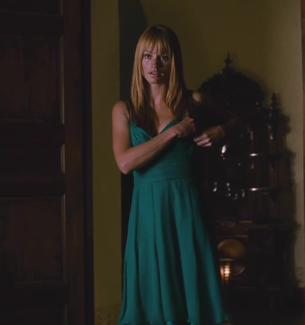 Nude celebs: Cameron Richardson - GIF Video | nudecelebgifs.com