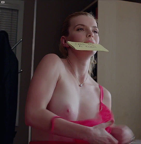 Betty Gilpin in Nurse Jackie, Nude celebs, Betty Gilpin, gif video.