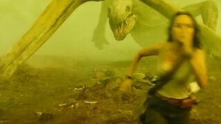 Brie Larson running in Kong: Skull Island