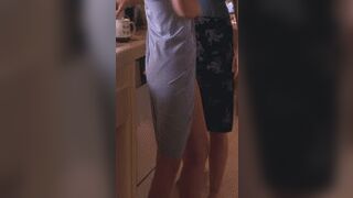 Jennifer Love Hewitt caught showing off her sexy panties