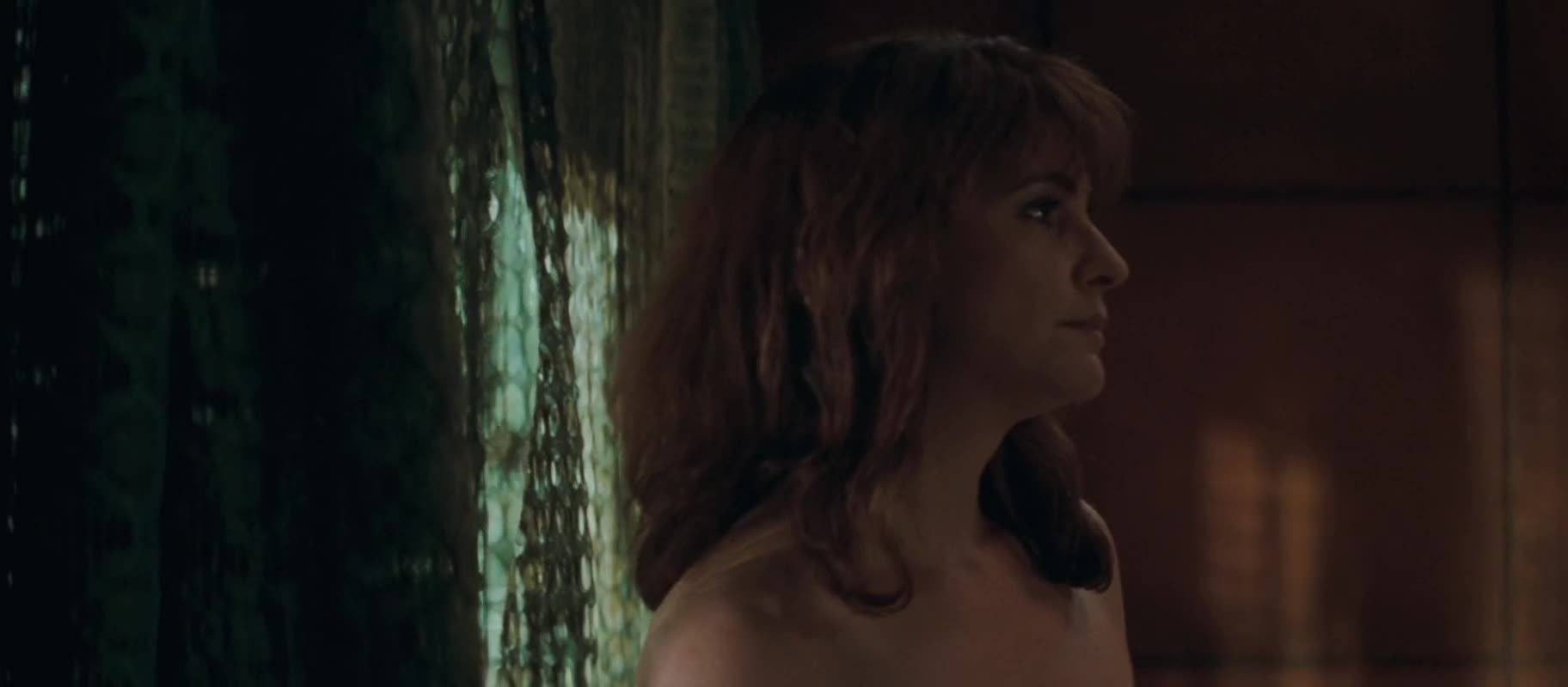 Horror movie nudes: Alberta Watson - The Sweet Hereafter - GIF Video |  nudecelebgifs.com