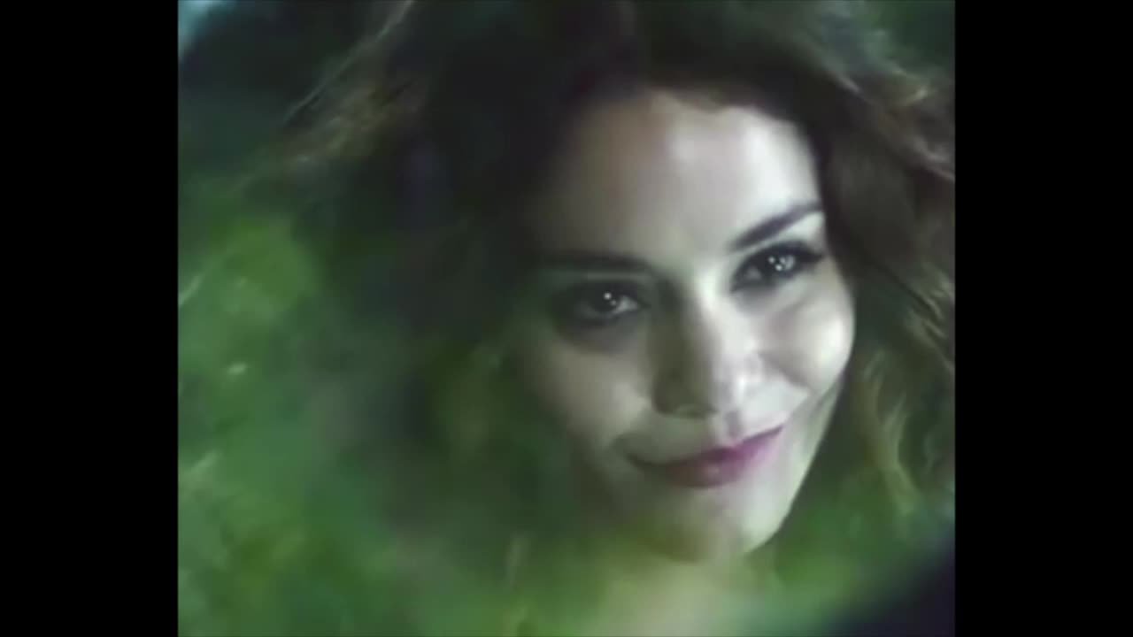 Horror Movie Nudes Vanessa Hudgens Freaks Of Nature GIF Video Nudecelebgifs Com