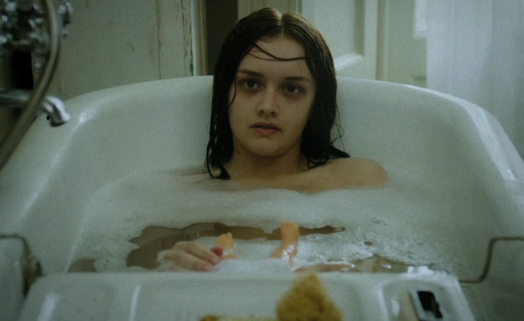 Olivia Cooke - The Quiet Ones, Horror movie nudes, Olivia Cooke, gif video.
