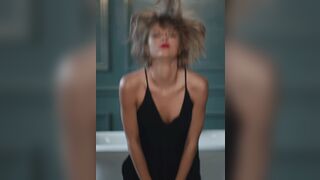 Taylor Swift is riding your cock when she exclaims: "Since you're not wearing a condom, pull out and cum on my face! Not inside me, ok?" What do you do?