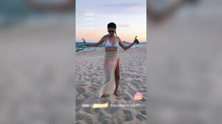 Anna Kendrick's bikini body is fucking great. I love her tiny body