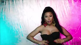 Nicki Minaj tittys jiggle like no fakes tits I’ve ever seen before.