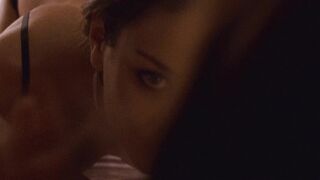 Mila Kunis going down on Natalie Portman
