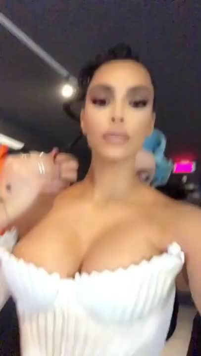 Kim Kardashian Getting Fucked Nude