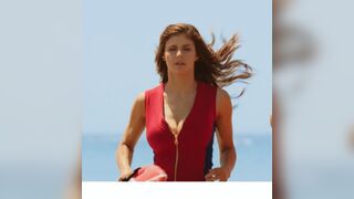 Alexandra Daddario in baywatch was such a good casting choice. That cleavage with slowmo is fucking letal!