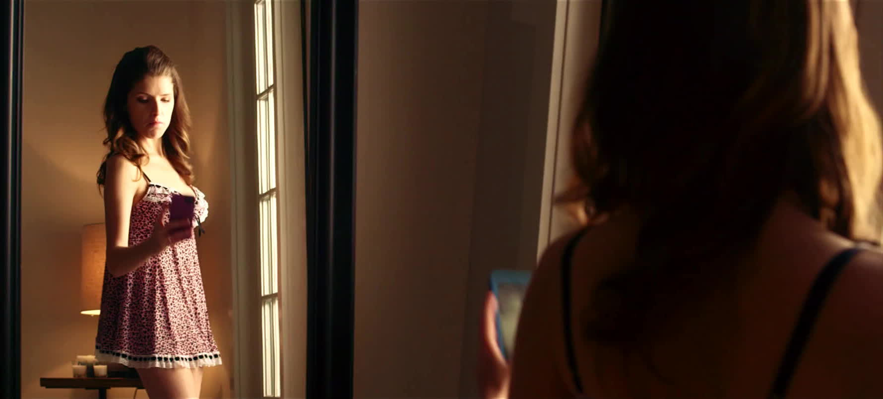 Nude celebs: Anna Kendrick - Mr. Right - GIF Video | nudecelebgifs.com