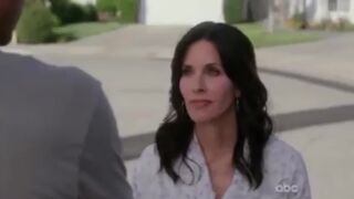 Courtney Cox - Cougartown