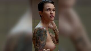 ruby Rose Love muffins & Booty