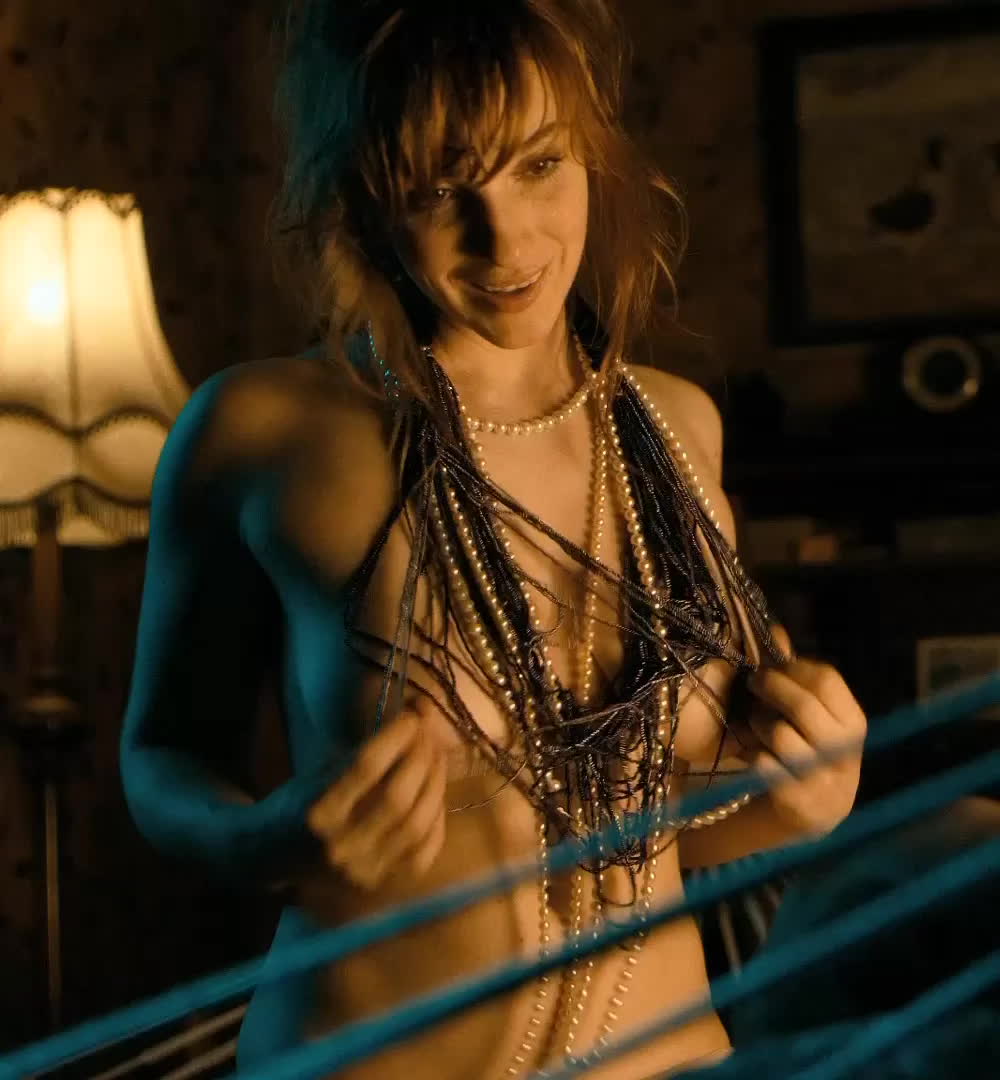 Nude Scenes: Vica Kerekes in Men in Hope - GIF Video | nudecelebgifs.com