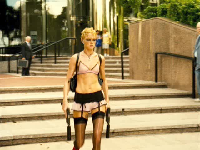logik springe Byen Nude Scenes: Kate Nauta - The Transporter 2 - GIF Video | nudecelebgifs.com