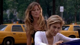 Gisele Bundchen & Jennifer Esposito with some hands on plot in Taxi