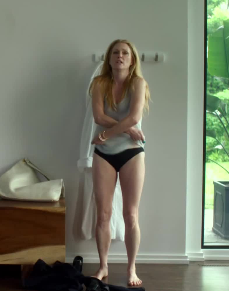 Nude Scenes Julianne Moore In Maps To The Stars Gif Video Nudecelebgifs Com