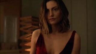 phoebe Tonkin - shows her plots in 'The Affair'