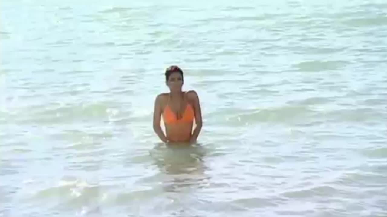 Nude Scenes: Halle Berry revealing the plot of Die Another Day - GIF Video  | nudecelebgifs.com