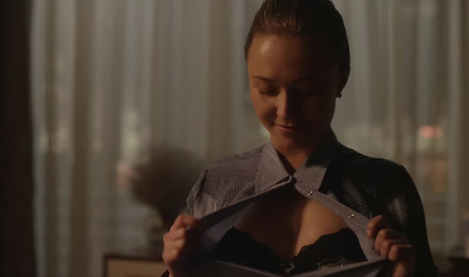 Hayden panettiere dancing gif