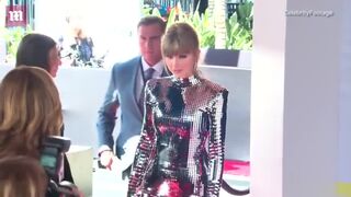 Taylor swift looks like a fuck me doll in this dress and that’s exactly what I want to do. Fuck her like a doll