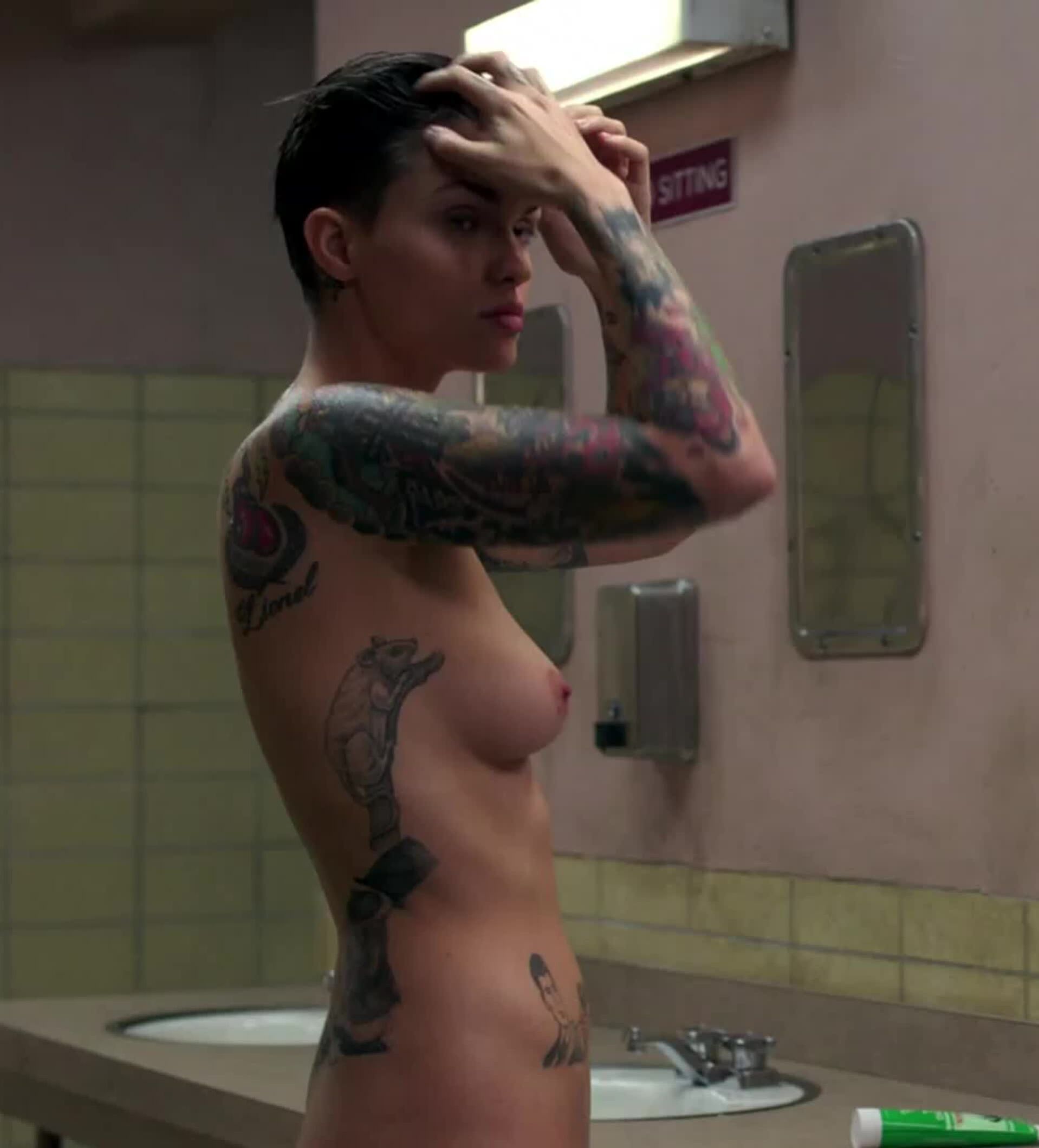 Ruby Rose Naked (7 Pics + Video) .
