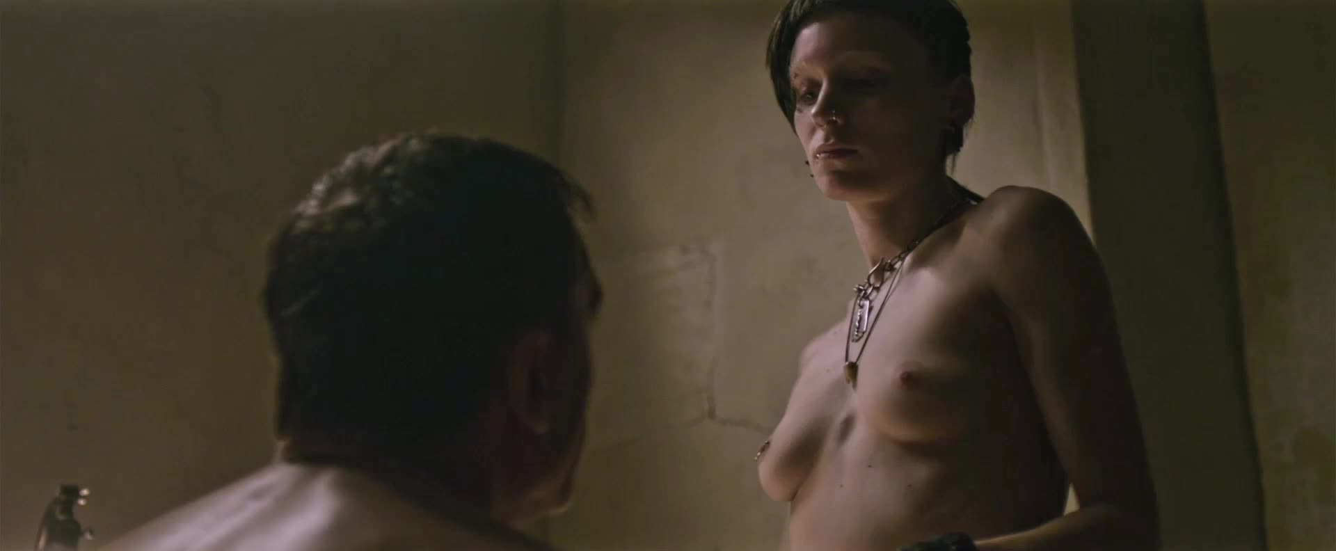 Nude debut: Rooney Mara in 'The Girl with the Dragon Tattoo' - GI...