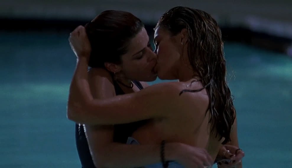Sex Scenes Denise Richards And Neve Campbell Wild Whings GIF Video Nudecelebgifs Com